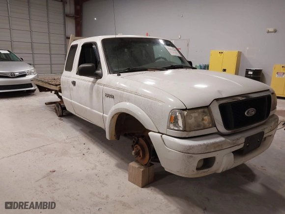 2005 Ford Ranger XL with VIN 1FTYR14UX5PA74021, listed as a IAAI auction lot 41833240 with 482,037 mi miles. Bid and sale history available at carsss.com. Image 6.