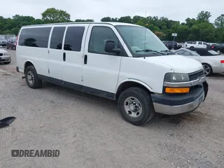 2008 Chevrolet Express Passenger with VIN 1GAHG39K581171068, listed as a IAAI auction lot 42530215 with 251,871 mi miles and . Bid and sale history available at DreamBid. Image 1.