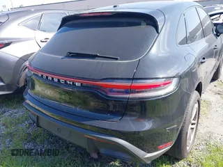2022 Porsche Macan with VIN WP1AA2A53NLB01500, listed as a IAAI auction lot 41031126 with 25,618 mi miles and . Bid and sale history available at DreamBid. Image 17.