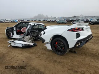 2021 Chevrolet Corvette 3LT z VIN 1G1YC2D48M5102649, wystawiony jako Copart lot #45245515 z przebiegiem Nie podano mil oraz Szkoda całkowita • Salvage title. Historia ofert i sprzedaży dostępna na DreamBid. Obrazek 2.