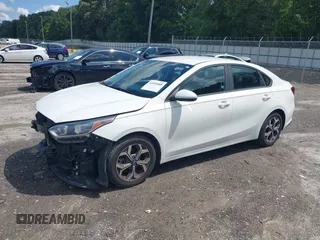 2019 Kia Forte LXS z VIN 3KPF24AD1KE133227, wystawiony jako IAAI lot #42494488 z przebiegiem 67 770 mil mil oraz . Historia ofert i sprzedaży dostępna na DreamBid. Obrazek 18.