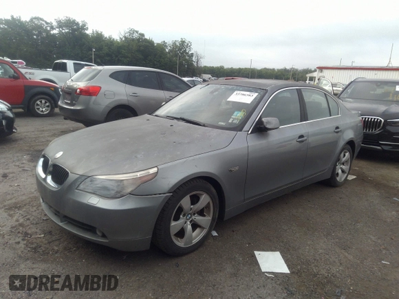2007 BMW 5 Series 530i with VIN WBANE73577CM52878, listed as a IAAI auction lot 41357661 with 1 mi miles. Bid and sale history available at carsss.com. Image 2.