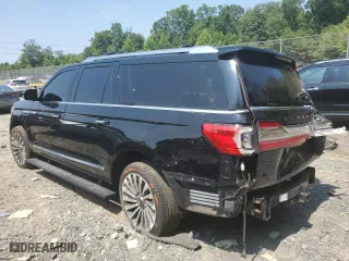 2018 Lincoln Navigator L Reserve with VIN 5LMJJ3LT2JEL21978, listed as a Copart auction lot 63796354 with 64,578 mi miles and Salvage Title. Bid and sale history available at carsss.com. Image 2.