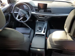 2020 Audi Q5 Premium with VIN WA1ANAFY8L2098240, listed as a Copart auction lot 43259135 with 49,125 mi miles and Salvage Title. Bid and sale history available at carsss.com. Image 8.