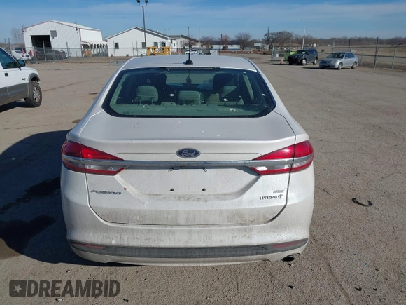 2018 Ford Fusion Hybrid SE with VIN 3FA6P0LU4JR152682, listed as a IAAI auction lot 41691305 with 142,059 mi miles. Bid and sale history available at carsss.com. Image 16.