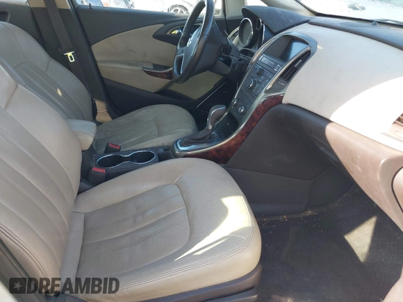 2012 Buick Verano Group с VIN 1G4PS5SK4C4216284, выставлен на аукционе IAAI как лот 40603872 с пробегом Не указан миль и . История ставок и продаж доступна на DreamBid. Изображение 5.
