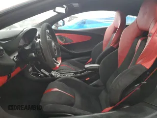 2017 McLaren 570S z VIN SBM13DAA8HW001701, wystawiony jako Copart lot #74225204 z przebiegiem Nie podano mil oraz Nie do naprawy. Historia ofert i sprzedaży dostępna na DreamBid. Obrazek 7.