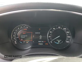 2018 Lincoln MKC Select with VIN 5LMCJ2D90JUL21005, listed as a Copart auction lot 60935275 with 68,841 mi miles and Salvage title. Bid and sale history available at DreamBid. Image 9.