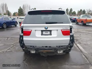 2007 BMW X5 3.0si with VIN 5UXFE43597L017476, listed as a IAAI auction lot 41459147 with 184,494 mi miles. Bid and sale history available at carsss.com. Image 6.