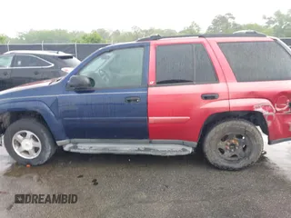 2003 Chevrolet TrailBlazer LS with VIN 1GNDS13S732274374, listed as a IAAI auction lot 42083080 with Not Provided miles and . Bid and sale history available at DreamBid. Image 14.