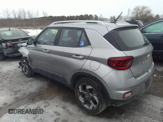 2024 Hyundai Venue Limited with VIN KMHRC8A30RU300497, listed as a IAAI auction lot 41732907 with 8,104 mi miles and . Bid and sale history available at DreamBid. Image 3.