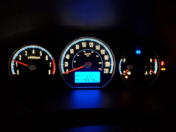 2009 Hyundai Santa Fe GL с VIN 5NMSG73E19H299628, выставлен на аукционе Copart как лот 49382195 с пробегом 179 579 миль миль и Списание • Salvage title. История ставок и продаж доступна на DreamBid. Изображение 9.