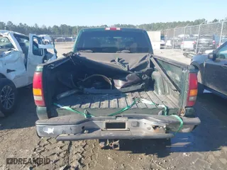 2001 Chevrolet Silverado 1500 LS with VIN 2GCEC19T711315836, listed as a IAAI auction lot 41676444 with 1 mi miles. Bid and sale history available at carsss.com. Image 15.