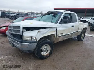 1999 Dodge Ram 1500 with VIN 1B7HF13Z3XJ651659, listed as a IAAI auction lot 41717323 with 230,729 mi miles. Bid and sale history available at carsss.com. Image 17.