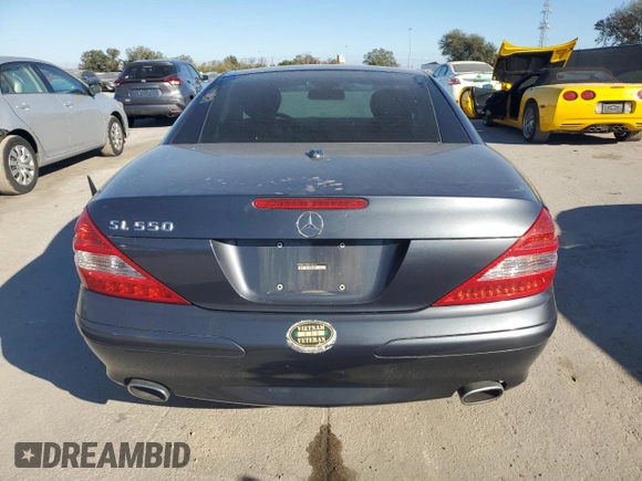 2008 Mercedes-Benz SL 550 z VIN WDBSK71F98F141543, wystawiony jako Copart lot #87600215 z przebiegiem Nie podano mil oraz Szkoda całkowita • Salvage title. Historia ofert i sprzedaży dostępna na DreamBid. Obrazek 6.