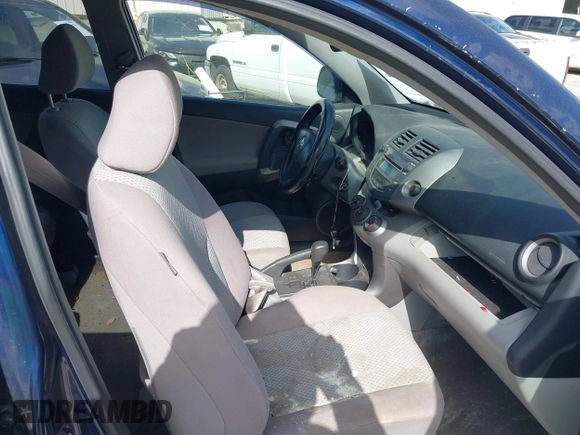 2007 Toyota RAV4 with VIN JTMBD33V775088452, listed as a IAAI auction lot 42036282 with 1 mi miles. Bid and sale history available at carsss.com. Image 5.