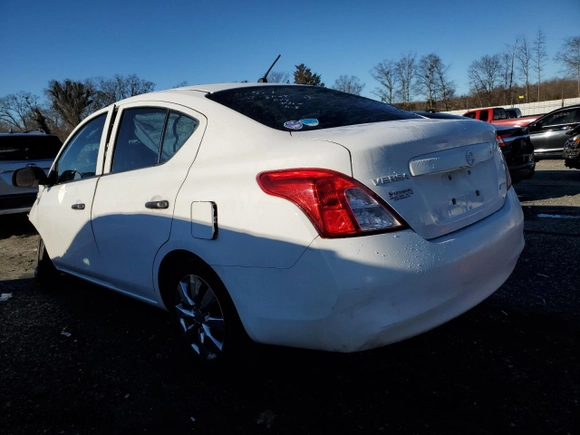 2014 Nissan Versa S Plus with VIN 3N1CN7AP1EL861963, listed as a Copart auction lot 41454095 with 0 mi miles and Salvage Title. Bid and sale history available at carsss.com. Image 2.