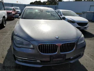 2013 BMW 7 Series 740Li with VIN WBAYE4C59DD137050, listed as a Copart auction lot 71686644 with 140,685 mi miles and Clean Title. Bid and sale history available at carsss.com. Image 5.