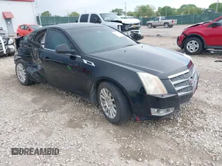 2011 Cadillac CTS Luxury z VIN 1G6DH5EY0B0170354, wystawiony jako IAAI lot #42095442 z przebiegiem Nie podano mil oraz . Historia ofert i sprzedaży dostępna na DreamBid. Obrazek 1.