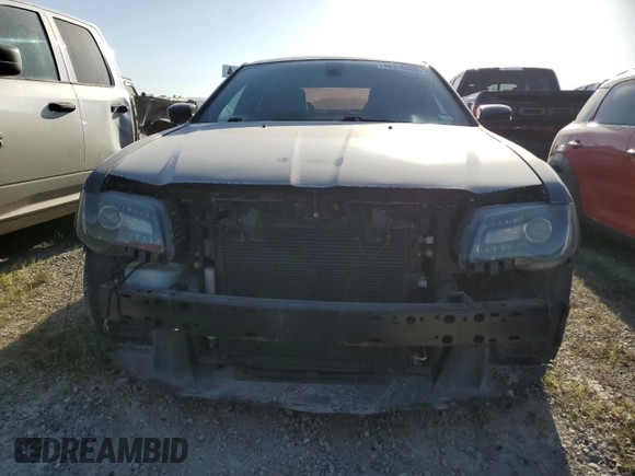 2018 Chrysler 300 S with VIN 2C3CCABG6JH227442, listed as a Copart auction lot 46316585 with 118,187 mi miles and Salvage Title. Bid and sale history available at DreamBid. Image 5.