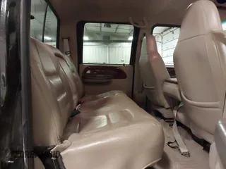 2001 Ford F-350 XL with VIN 3FTSW31F61MA06346, listed as a IAAI auction lot 41864573 with 338,431 mi miles and . Bid and sale history available at DreamBid. Image 8.