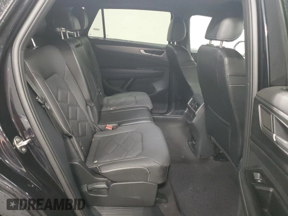 2024 Volkswagen Atlas SE with VIN 1V2HE2CA2RC231772, listed as a Copart auction lot 58084705 with 61,694 mi miles and Clean title. Bid and sale history available at DreamBid. Image 11.