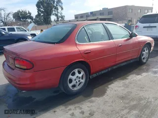 1999 Oldsmobile Intrigue GL with VIN 1G3WS52H1XF363368, listed as a IAAI auction lot 41611295 with 83,232 mi miles. Bid and sale history available at carsss.com. Image 4.