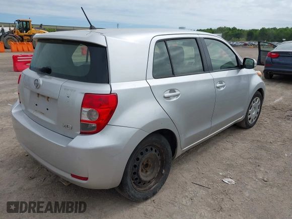 2013 Scion xD z VIN JTKKUPB4XD1038754, wystawiony jako IAAI lot #42231402 z przebiegiem 157 648 mil mil oraz . Historia ofert i sprzedaży dostępna na DreamBid. Obrazek 4.