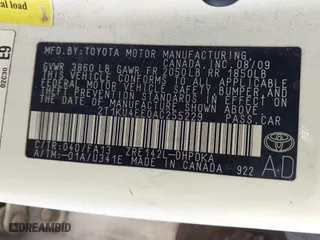 2010 Toyota Matrix with VIN 2T1KU4EE0AC255229, listed as a IAAI auction lot 41766570 with 262,763 mi miles. Bid and sale history available at carsss.com. Image 9.