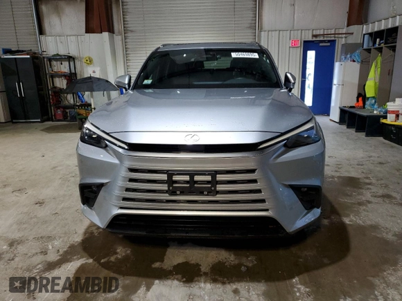 2024 Lexus TX 350 z VIN 5TDAAAB62RS007454, wystawiony jako Copart lot #50469895 z przebiegiem 25 003 mil mil oraz Szkoda całkowita • Salvage title. Historia ofert i sprzedaży dostępna na DreamBid. Obrazek 5.