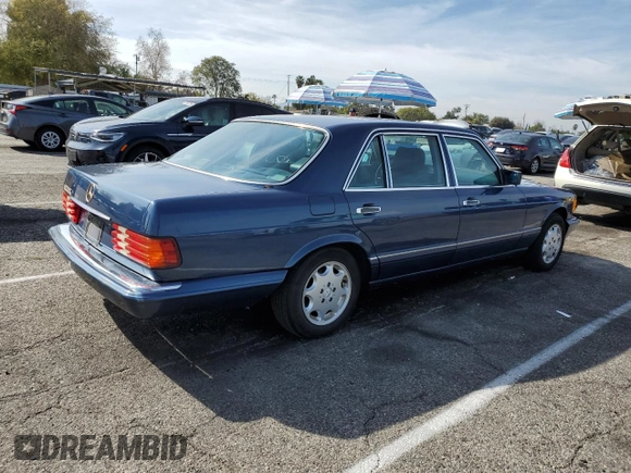 1986 Mercedes-Benz 560 with VIN WDBCA39DXGA234294, listed as a Copart auction lot 45984235 with 90,933 mi miles and Clean Title. Bid and sale history available at DreamBid. Image 3.