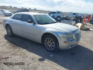 2008 Chrysler 300 C with VIN 2C3KK63H78H132546, listed as a IAAI auction lot 41634515 with 190,446 mi miles and . Bid and sale history available at carsss.com. Image 1.