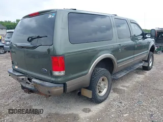 2004 Ford Excursion Eddie Bauer z VIN 1FMSU45P44EA89487, wystawiony jako IAAI lot #42318848 z przebiegiem 210 631 mil mil oraz . Historia ofert i sprzedaży dostępna na DreamBid. Obrazek 4.