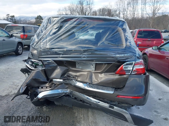 2013 Mercedes-Benz M 350 z VIN 4JGDA2EB7DA258502, wystawiony jako IAAI lot #41269991 z przebiegiem 140 182 mil mil oraz . Historia ofert i sprzedaży dostępna na DreamBid. Obrazek 17.