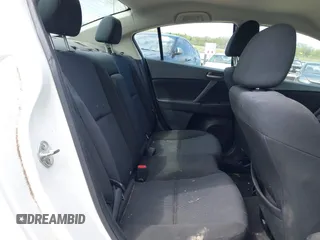 2011 Mazda 3 i Touring with VIN JM1BL1VF2B1902424, listed as a IAAI auction lot 42031445 with 184,220 mi miles and . Bid and sale history available at carsss.com. Image 8.