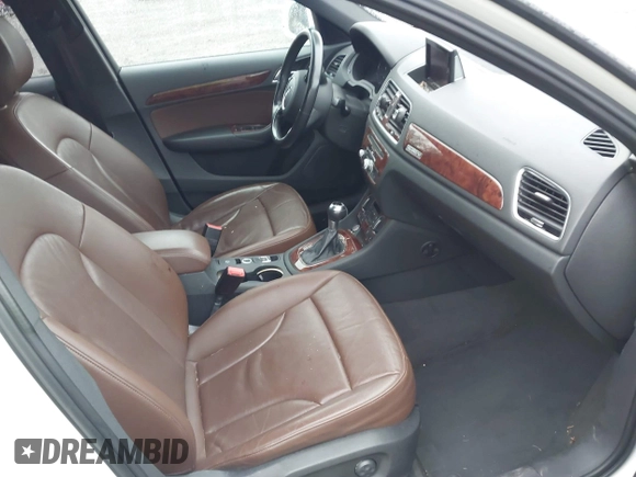 2017 Audi Q3 Premium with VIN WA1ECCFS5HR003565, listed as a IAAI auction lot 42140711 with 74,034 mi miles and . Bid and sale history available at DreamBid. Image 5.