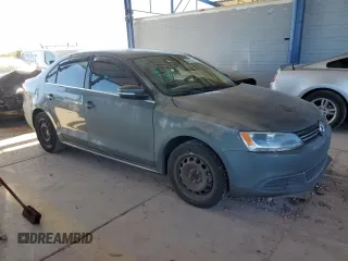 2013 Volkswagen Jetta SE with VIN 3VWBX7AJ2DM288091, listed as a Copart auction lot 44272975 with 148,976 mi miles and Salvage title. Bid and sale history available at DreamBid. Image 4.
