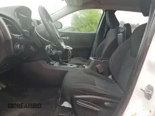 2019 Jeep Cherokee Latitude с VIN 1C4PJMCX7KD127254, выставлен на аукционе Copart как лот 60621725 с пробегом 161 511 миль миль и Чистый • Clean title. История ставок и продаж доступна на DreamBid. Изображение 7.