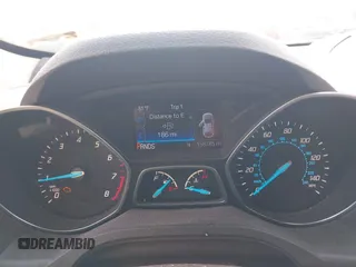 2016 Ford Escape SE z VIN 1FMCU0GX1GUC56439, wystawiony jako IAAI lot #42491397 z przebiegiem 158 785 mil mil oraz . Historia ofert i sprzedaży dostępna na DreamBid. Obrazek 7.