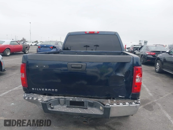 2008 Chevrolet Silverado 1500 1LT with VIN 2GCEC13J581248249, listed as a IAAI auction lot 41092764 with Not Provided miles and . Bid and sale history available at DreamBid. Image 16.