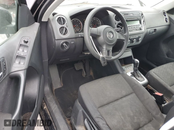 2012 Volkswagen Tiguan S with VIN WVGAV7AX0CW546403, listed as a Copart auction lot 65477915 with 121,489 mi miles and Salvage title. Bid and sale history available at DreamBid. Image 8.