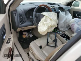 2004 Cadillac SRX with VIN 1GYEE63A340141739, listed as a Copart auction lot 87891925 with 155,765 mi miles and Salvage Title. Bid and sale history available at carsss.com. Image 8.