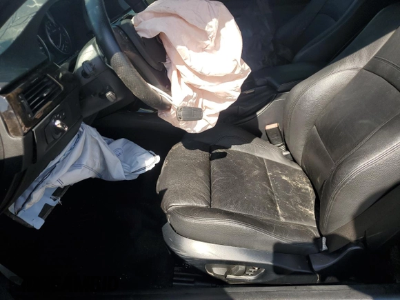2010 BMW 3 Series 335i with VIN WBAWL7C59AP476237, listed as a Copart auction lot 52363615 with Not provided miles and Salvage title. Bid and sale history available at DreamBid. Image 7.