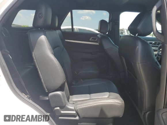 2017 Ford Explorer XLT z VIN 1FM5K8D83HGC60731, wystawiony jako Copart lot #61632765 z przebiegiem 63 521 mil mil oraz Szkoda całkowita • Salvage title. Historia ofert i sprzedaży dostępna na DreamBid. Obrazek 11.