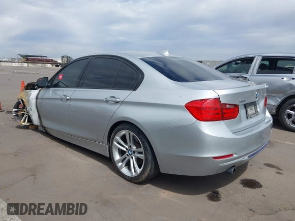 2015 BMW 3 Series 320i xDrive with VIN WBA3C3G52FNS75840, listed as a IAAI auction lot 41873015 with Not provided miles and . Bid and sale history available at DreamBid. Image 3.