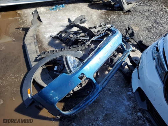 2018 MINI Countryman Cooper S with VIN WMZYT5C34J3E69060, listed as a Copart auction lot 46134115 with 100,850 mi miles and Salvage Title. Bid and sale history available at carsss.com. Image 12.
