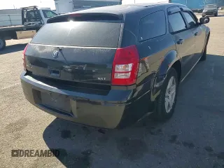 2005 Dodge Magnum SE z VIN 2D4FV48V55H533891, wystawiony jako Copart lot #74751644 z przebiegiem 287 869 mil mil oraz Szkoda całkowita • Salvage title. Historia ofert i sprzedaży dostępna na DreamBid. Obrazek 10.