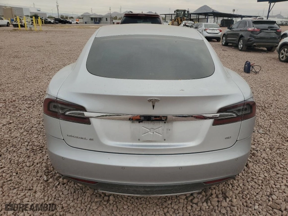 2013 Tesla Model S with VIN 5YJSA1CG4DFP27301, listed as a Copart auction lot 85428544 with 139443 miles and Salvage Title. Bid and sale history available at carsss.com. Image 6.