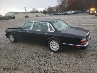 2003 Jaguar XJ VDP with VIN SAJDA24C33LF52131, listed as a Copart auction lot 84263554 with 0 mi miles and Clean Title. Bid and sale history available at carsss.com. Image 2.