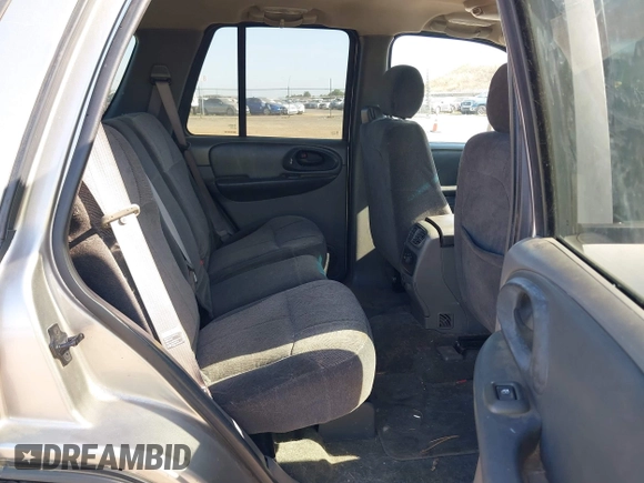 2003 Chevrolet TrailBlazer LTZ with VIN 1GNDT13S132412410, listed as a IAAI auction lot 42208015 with 351,588 mi miles and . Bid and sale history available at DreamBid. Image 8.